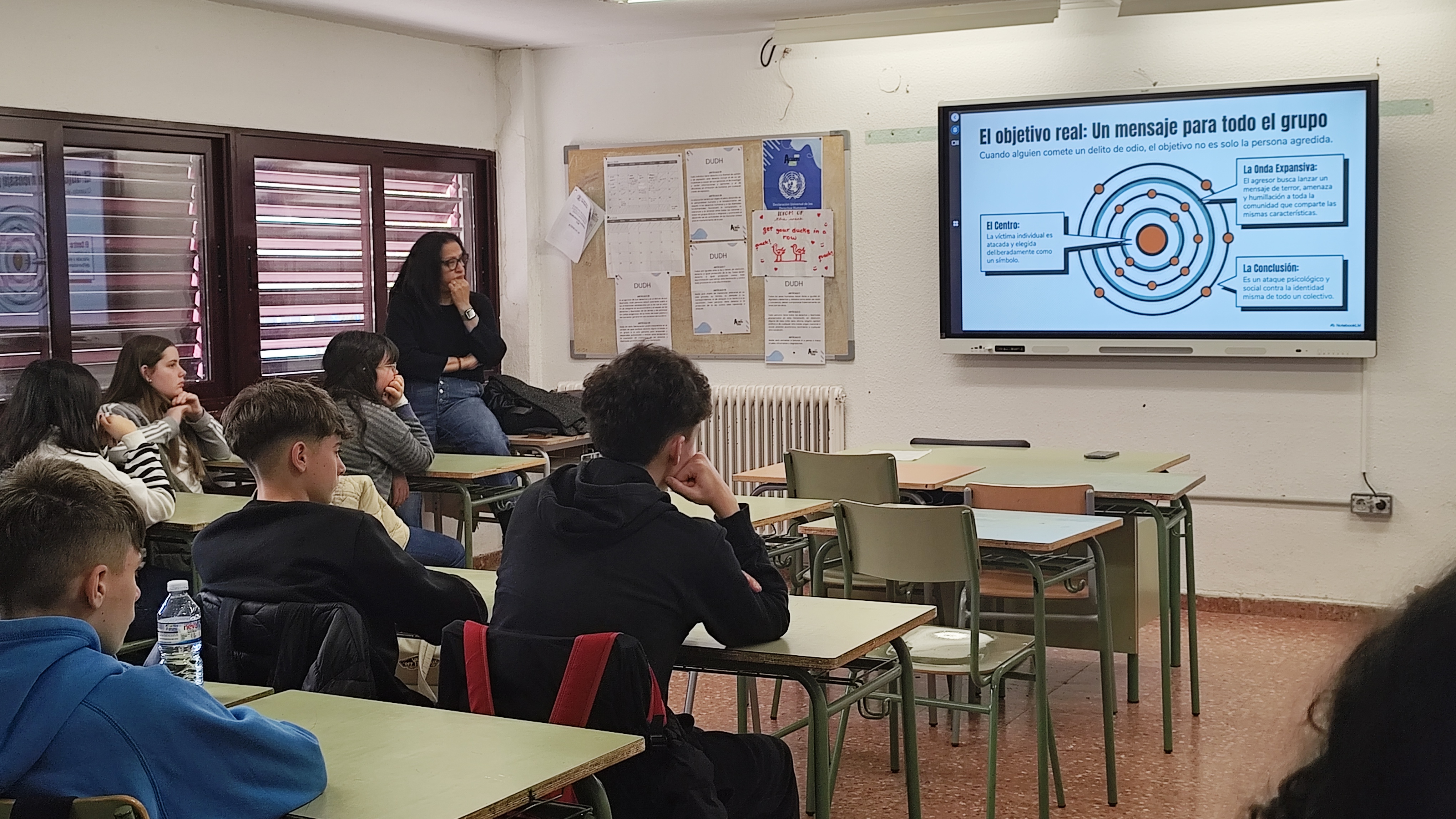 Sesión informativa de la Policia Nacional